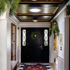 Photo by Jessica + Tyler Marés on December 08, 2021. May be an image of indoor.